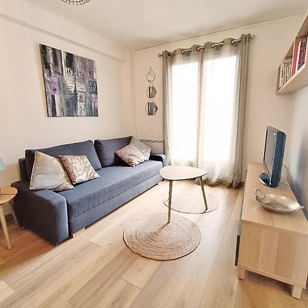 Chez Dominique, T2, Centre Ville, Vue Montagne, Wifi, 4 Personnes Bagnères-de-Luchon Buitenkant foto