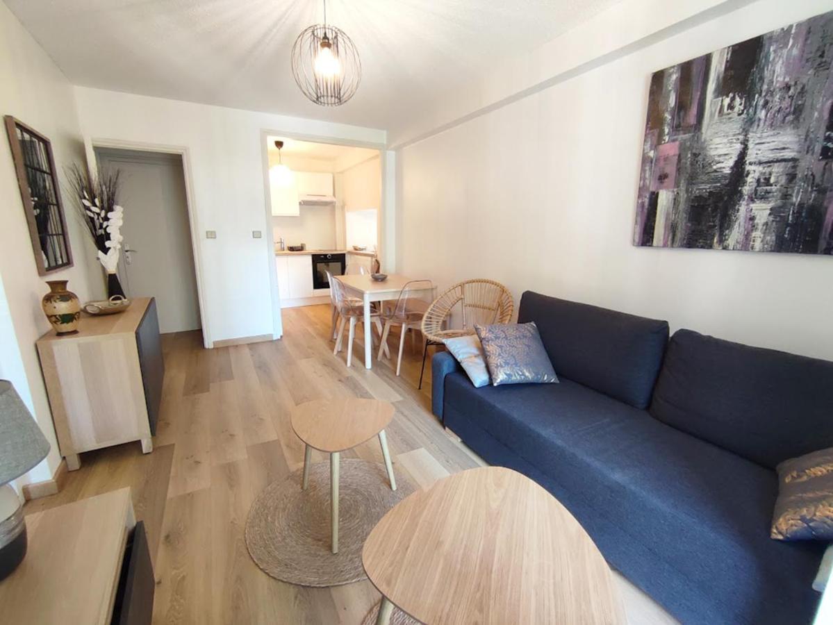 Chez Dominique, T2, Centre Ville, Vue Montagne, Wifi, 4 Personnes Bagnères-de-Luchon Buitenkant foto