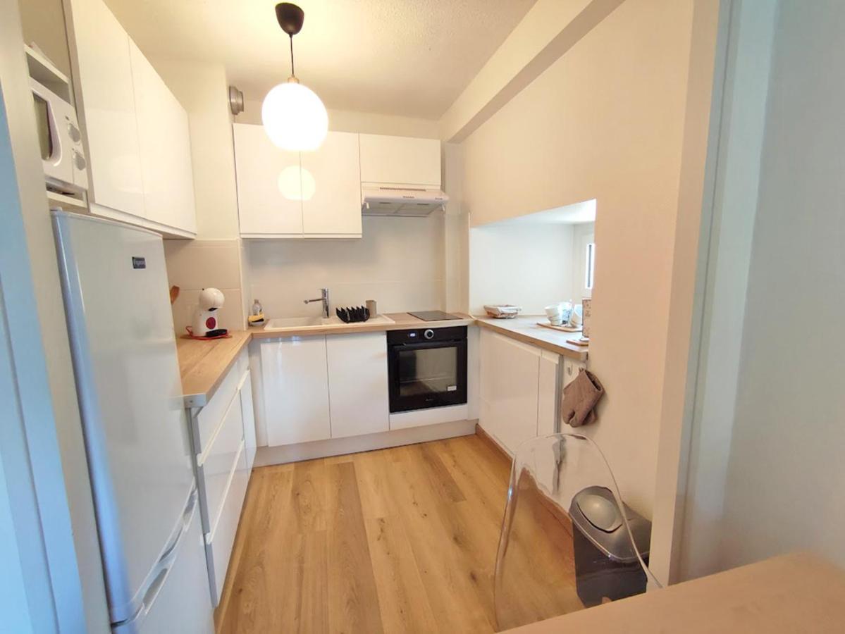 Chez Dominique, T2, Centre Ville, Vue Montagne, Wifi, 4 Personnes Bagnères-de-Luchon Buitenkant foto