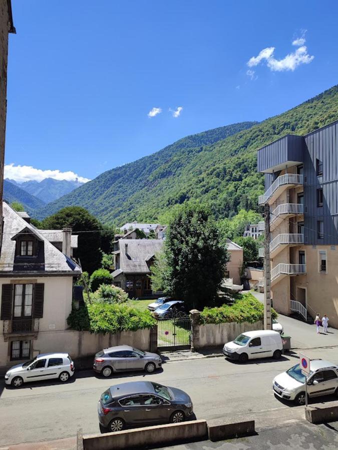 Chez Dominique, T2, Centre Ville, Vue Montagne, Wifi, 4 Personnes Bagnères-de-Luchon Buitenkant foto
